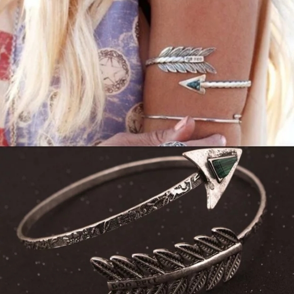 Arrow Green Stone Arm Cuff Bracelet - Picture 1 of 6